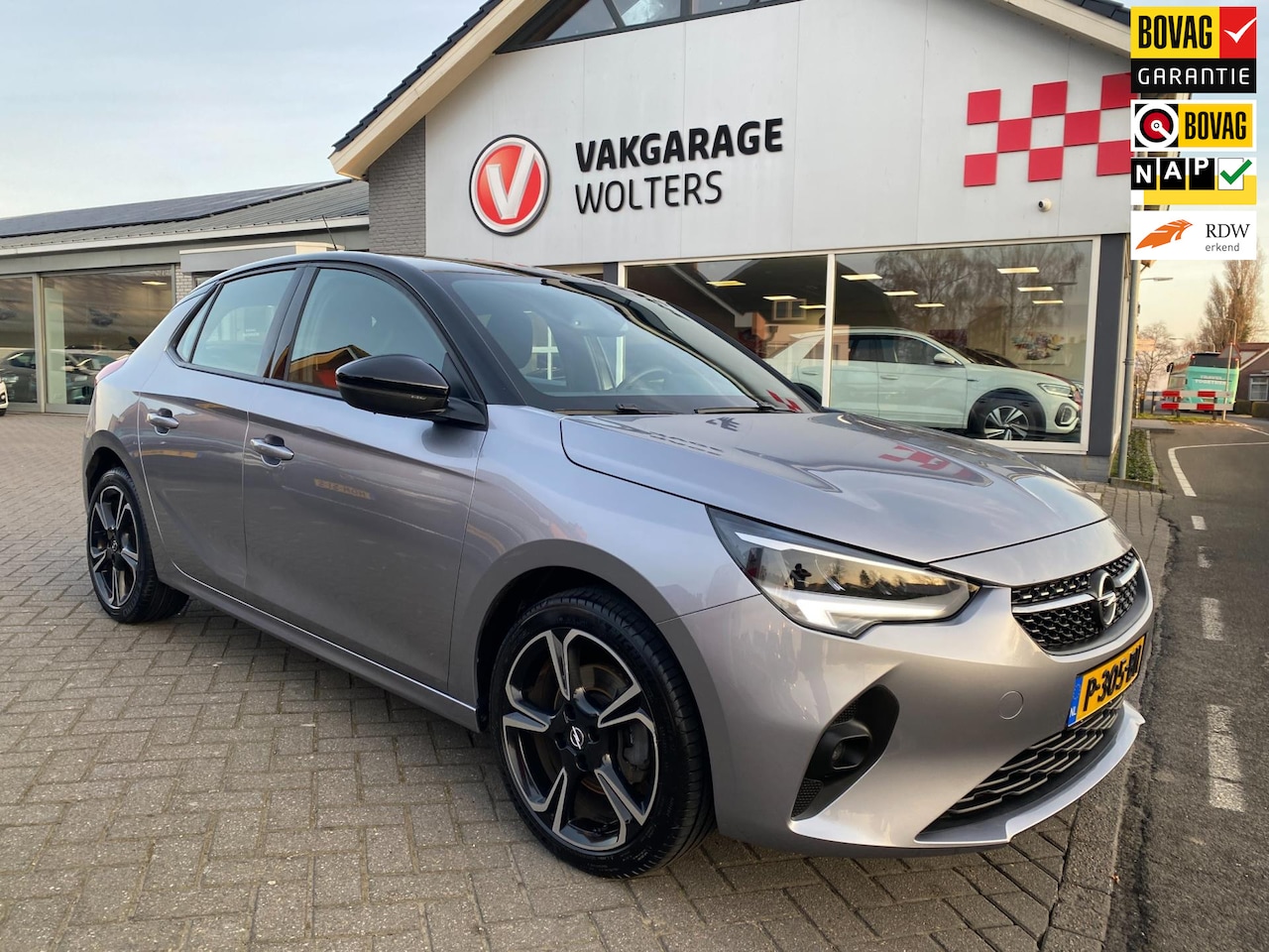 Opel Corsa - 1.2 GS Line Apple Carplay/ RIJKLAARPRIJS! - AutoWereld.nl