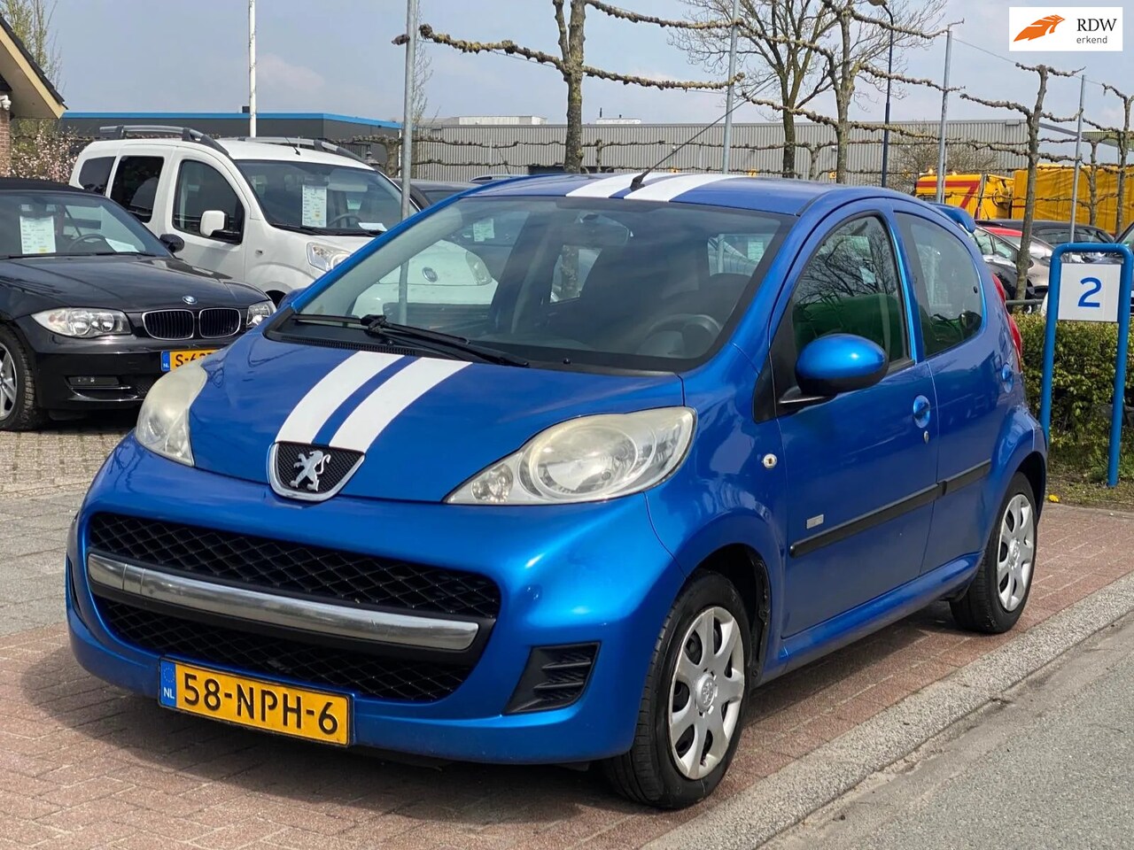 Peugeot 107 - 1.0 Millesim 200 *Airco|APK 10-2025!| Betrouwbaar en Zuinig - AutoWereld.nl