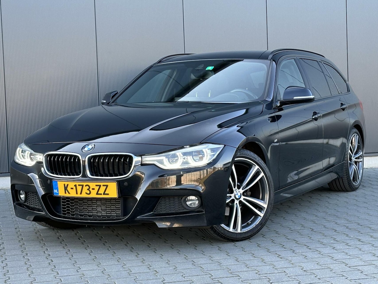 BMW 3-serie Touring - 318I M Sport Shadow LCI - Led - Head Up - Alcantara - AutoWereld.nl