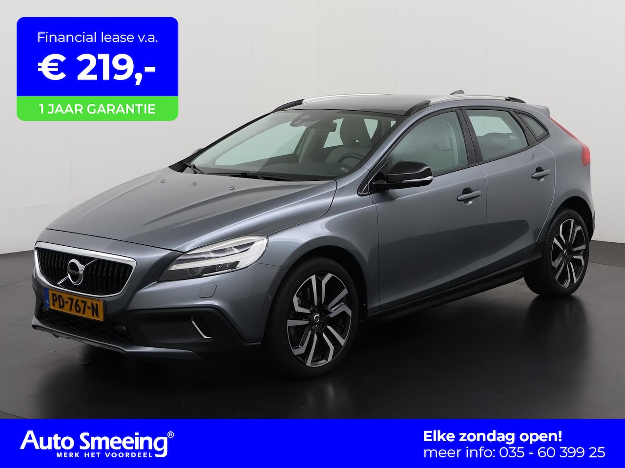 Volvo V40 Cross Country - 1.5 T3 Nordic+ | Trekhaak | Panoramadak | Camera | Zondag Open! - AutoWereld.nl