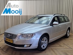 Volvo V70 - 2.0 D3 150pk / 1/2 Leder / Stoelverwarming / Trekhaak / Navigatie / Cruise Control / 16''