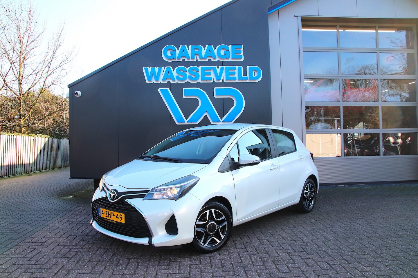 Toyota Yaris - 1.0 VVT-I Camera/Trekhaak/ALL SEASON/Bluetooth - AutoWereld.nl