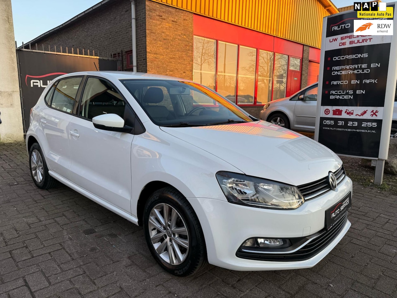 Volkswagen Polo - 1.2 TSI LMV|APK|BEURT|AIRCO - AutoWereld.nl