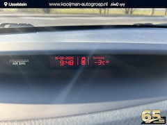 Kia Cee'd Sportswagon - 1.6 GDI DynamicLine Dealeronderhouden | Foto's volgen