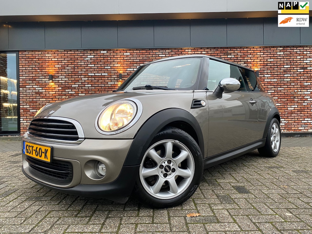 MINI One - Mini 1.6 Panoramadak Clima 16inch Nw Apk! - AutoWereld.nl