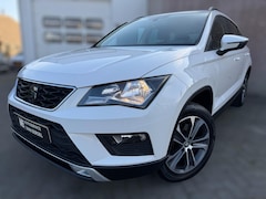 Seat Ateca - 1.0 EcoTSI Style TREKHAAK / CAMERA / CARPLAY / NAVI / CRUISE / LMV / NL AUTO / PDC / INKLA