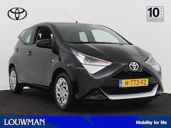 Toyota Aygo - 1.0 VVT-i x-play | Camera | Airco | Apple Carplay/Android Auto |