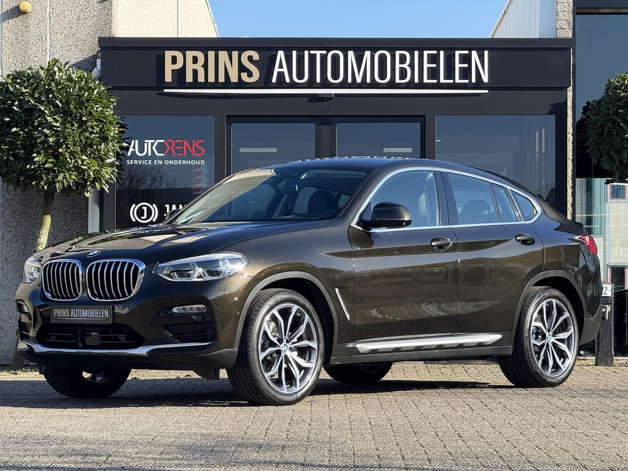 BMW X4 - xDrive20i Adapt.Cr.|Headup|H/K|Keyless - AutoWereld.nl