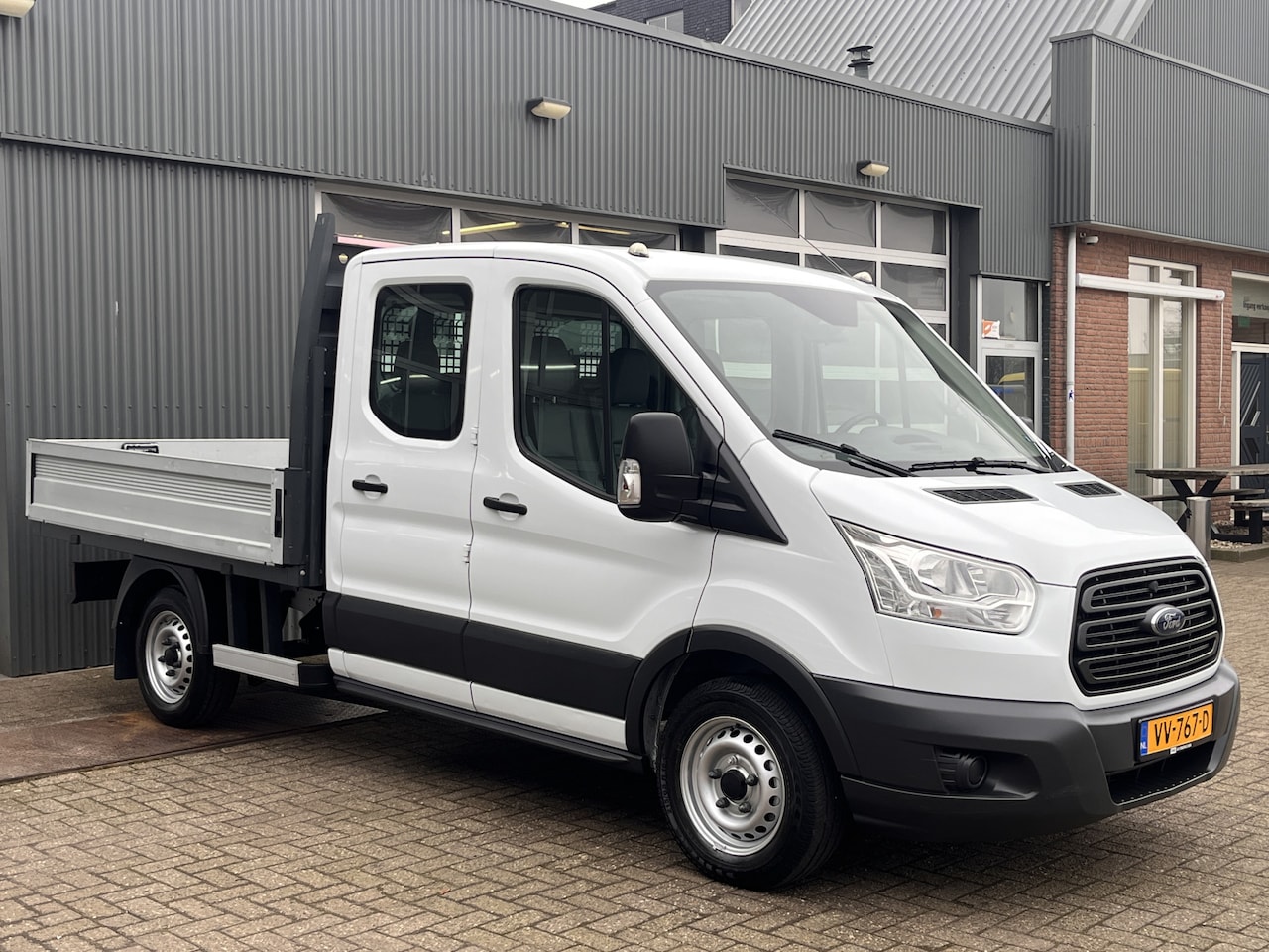 Ford Transit - 310 2.2 TDCI DC Openlaadbak Pick-up Airco Trekhaak 2150kg trekgewicht Bluetooth telefoon v - AutoWereld.nl