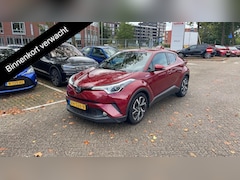 Toyota C-HR - 1.8 Hybrid Dynamic | Navigatie | Dealer onderhouden | Stoelverwarming | Parkeersensoren vo