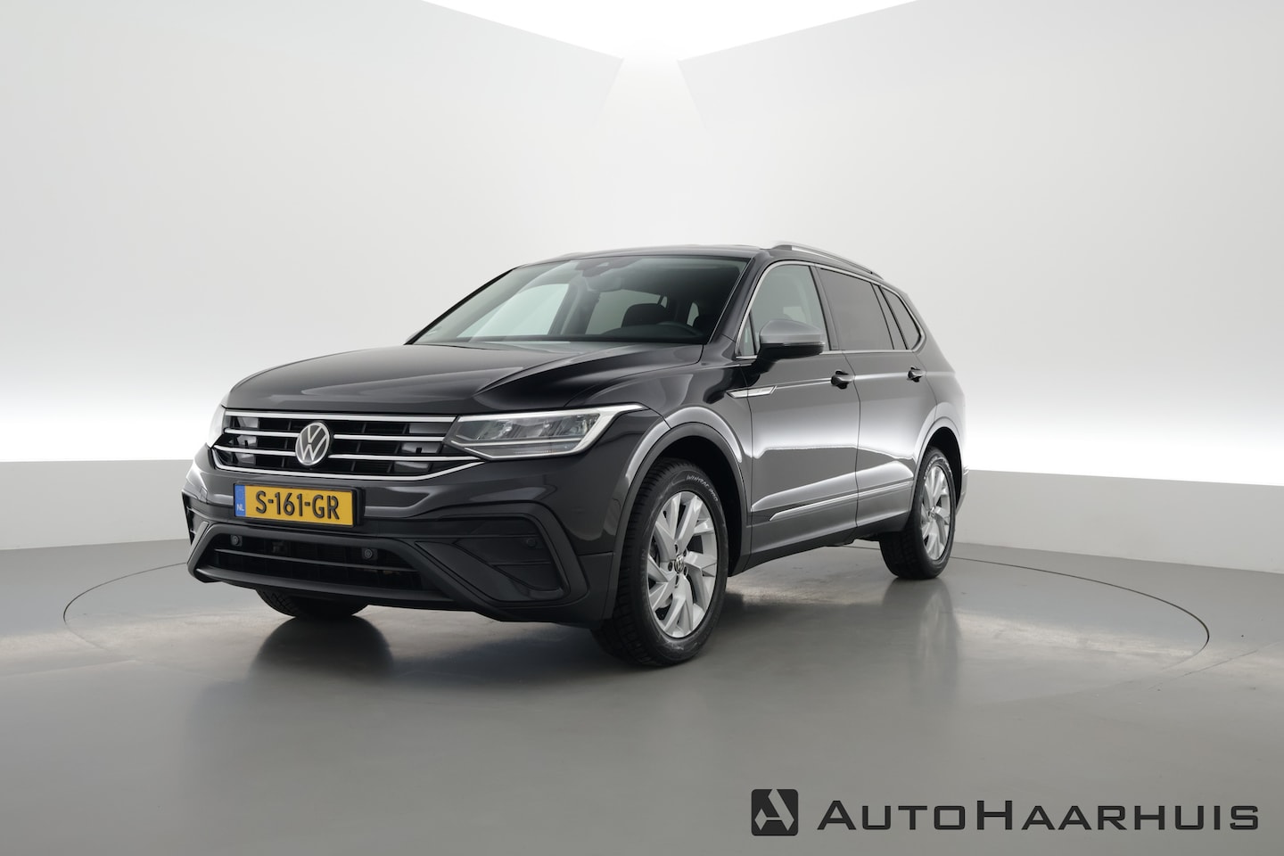 Volkswagen Tiguan Allspace - 1.5 TSI Life Business 7p. DSG | Navi | Camera | Adapt. Cruise | Elek. Trekhaak | Stoel- St - AutoWereld.nl