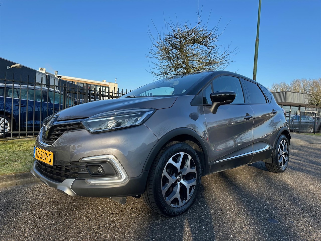 Renault Captur - Energy TCe 120pk S&S Intens Parkeer Camera Trekhaak Navigatie - AutoWereld.nl