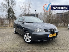 Seat Cordoba - 1.6-16V ideale Familieauto met Airco