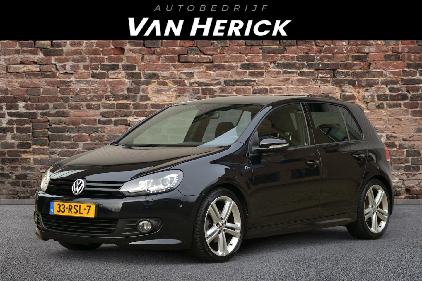 Volkswagen Golf - 1.4 TSI Highline Automaat R-Line | Xenon | Cruise | Camera | Clima | Nette Staat - AutoWereld.nl