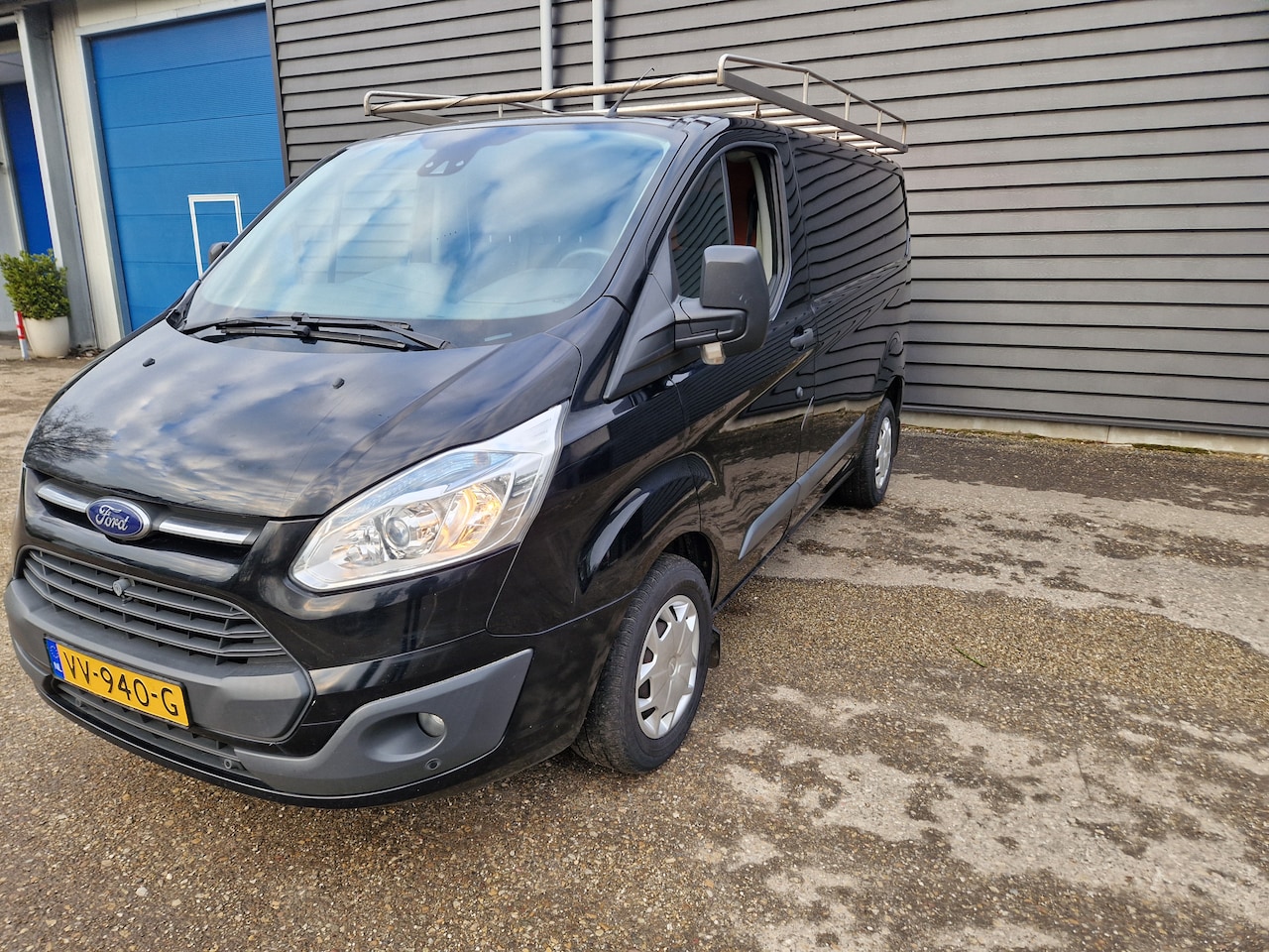 Ford Transit Custom - 270 2.2 TDCI L1H1 Trend Airco/Achteruitrij camera/Imperiaal - AutoWereld.nl