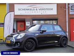 MINI Mini-Electric - Yours 33 kWh / Panoramadak / Leer / Camera / Stoelverwarming /