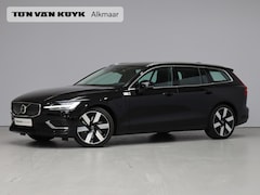 Volvo V60 - T6 Plug-in hybrid AWD Essential Edition / Trekhaak / Stoel+stuur+achterbank verwarmd / Led