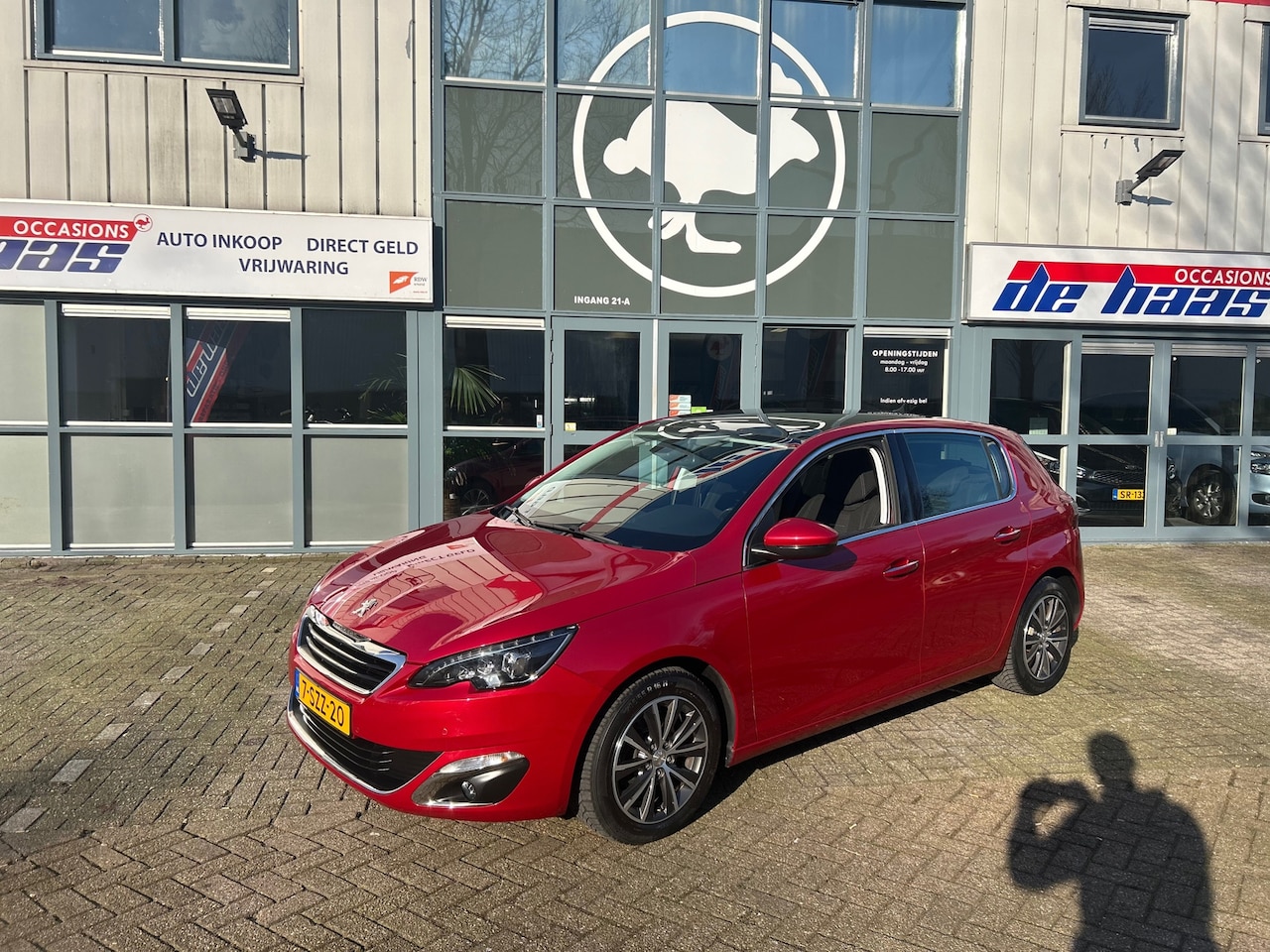 Peugeot 308 - 1.6 THP *Panorama* - AutoWereld.nl