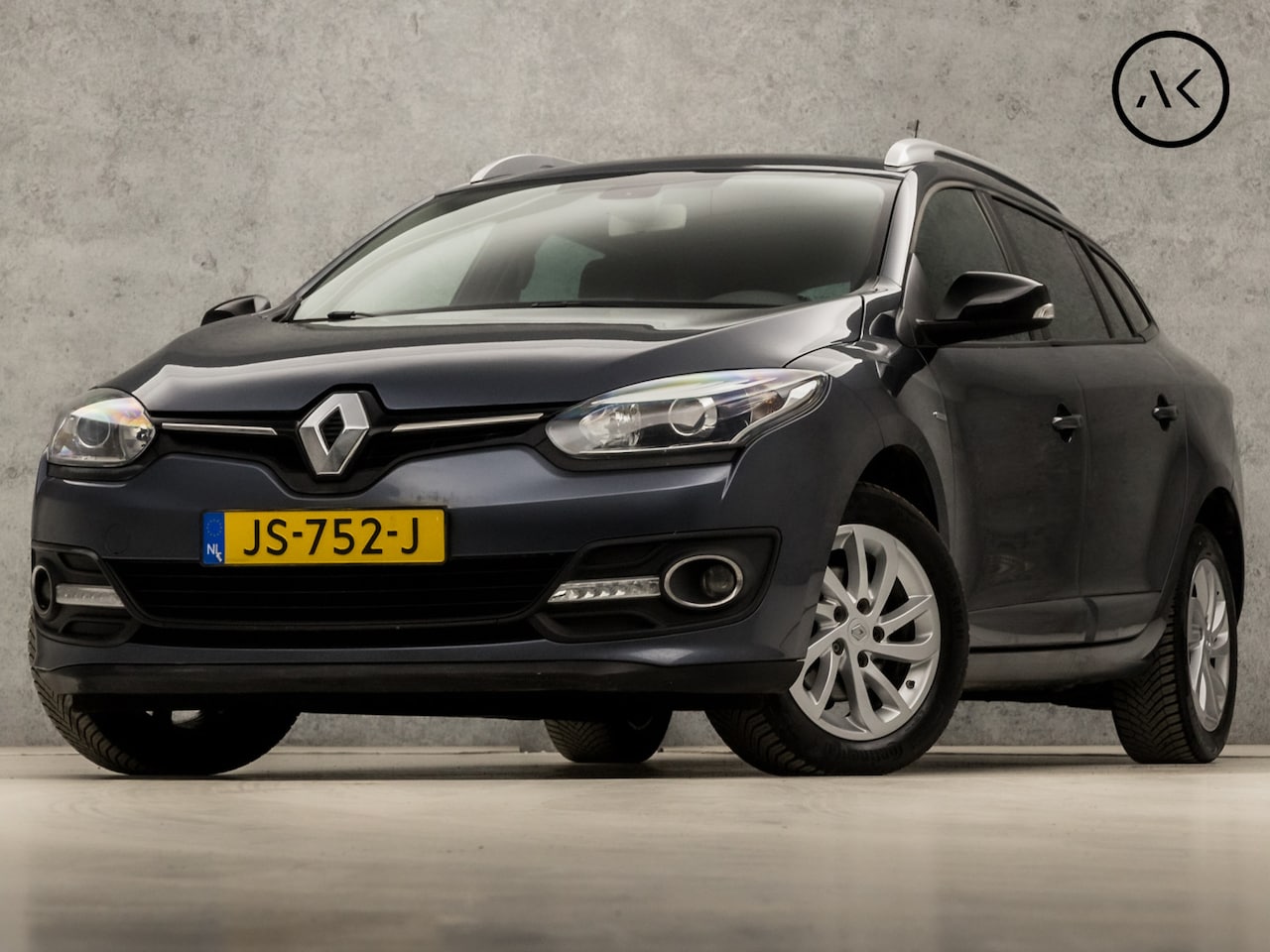 Renault Mégane Estate - 1.2 TCe Limited (NAVIGATIE, CLIMATE, GETINT GLAS, CRUISE, SPORTSTOELEN, LM VELGEN, PARKEER - AutoWereld.nl