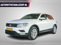 Volkswagen Tiguan - 1.4 TSI TREKHAAK | HUD | DEALER-ONDERHOUDEN