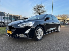 Ford Focus - 1.0 EcoBoost 125pk Titanium Business Navigatie Multi Media