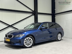 BMW 3-serie Touring - 320e Business Aut. | navi | leder | trekhaak | carplay |