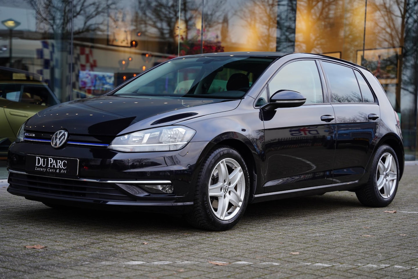 Volkswagen Golf - 1.5 TSI Highline 1e-Eigenaar - AutoWereld.nl