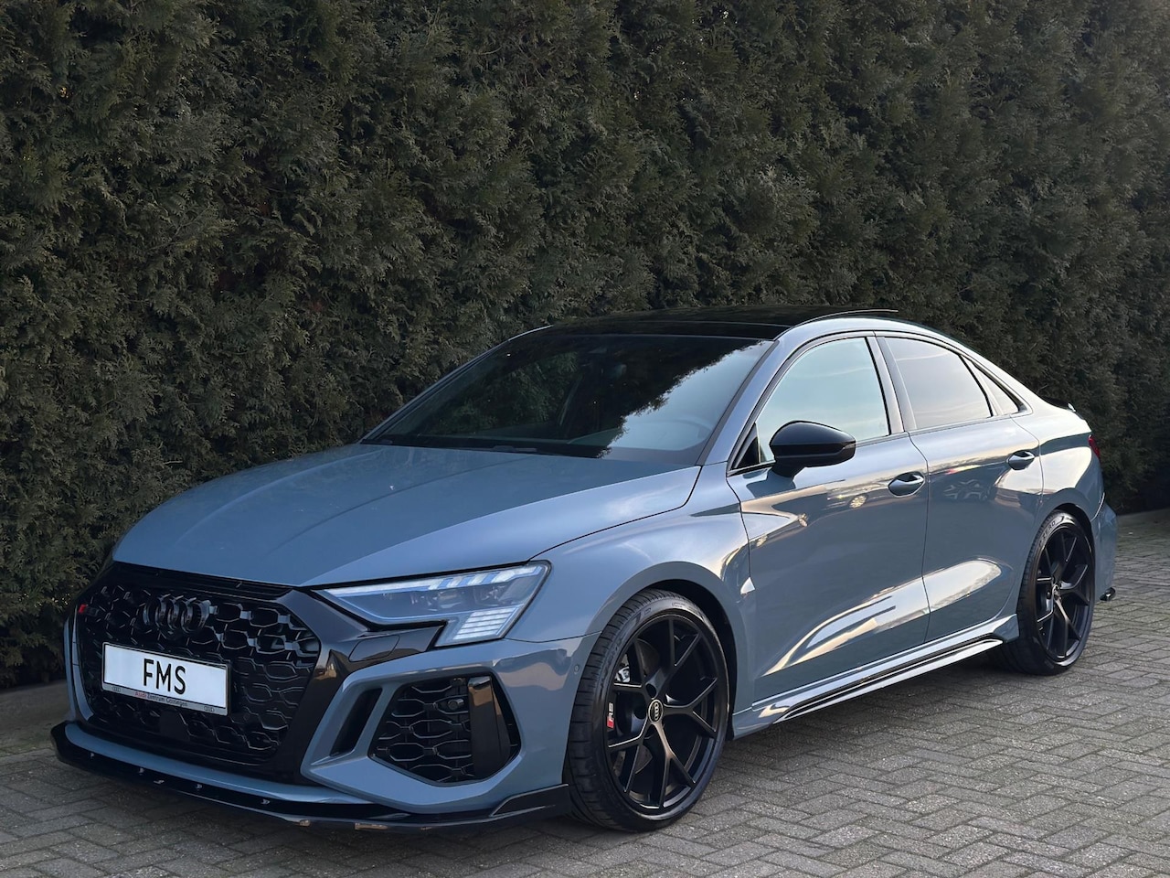 Audi RS3 - Limousine 2.5 TFSI Quattro CarPlay Panorama - AutoWereld.nl