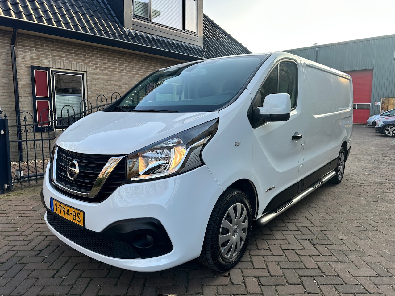 Nissan nv300 - 1.6 dCi 120 L2H1 Optima 1.6 dCi 120 L2H1 Optima - AutoWereld.nl