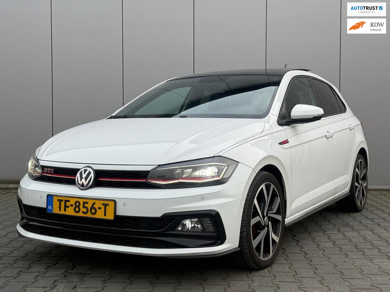 Volkswagen Polo - 2.0 GTI DSG / Origineel NL / Pano / LED / Keyless / Beats / Virtual - AutoWereld.nl