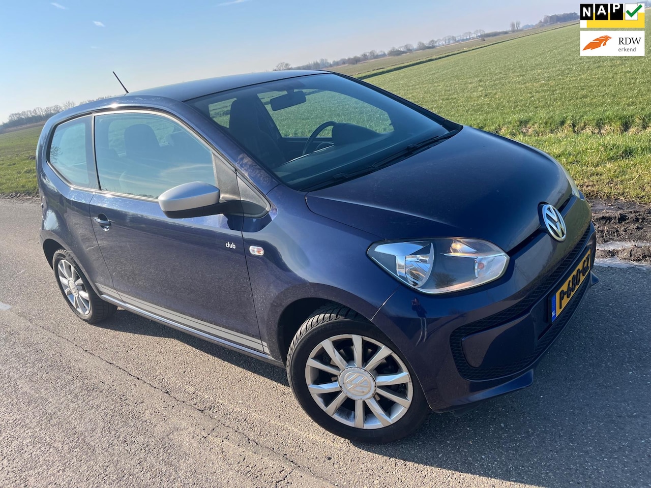 Volkswagen Up! - 1.0 high up! / 2015 120.000 km - AutoWereld.nl