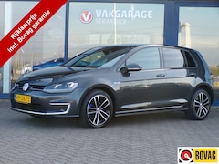 Volkswagen Golf - 1.4 TSI GTE 150 PK, Full LED / Trekhaak / Carplay + Android Auto / Camera + Sensoren / 17'