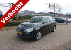 Volkswagen Polo - 1.4-16V Comfortline