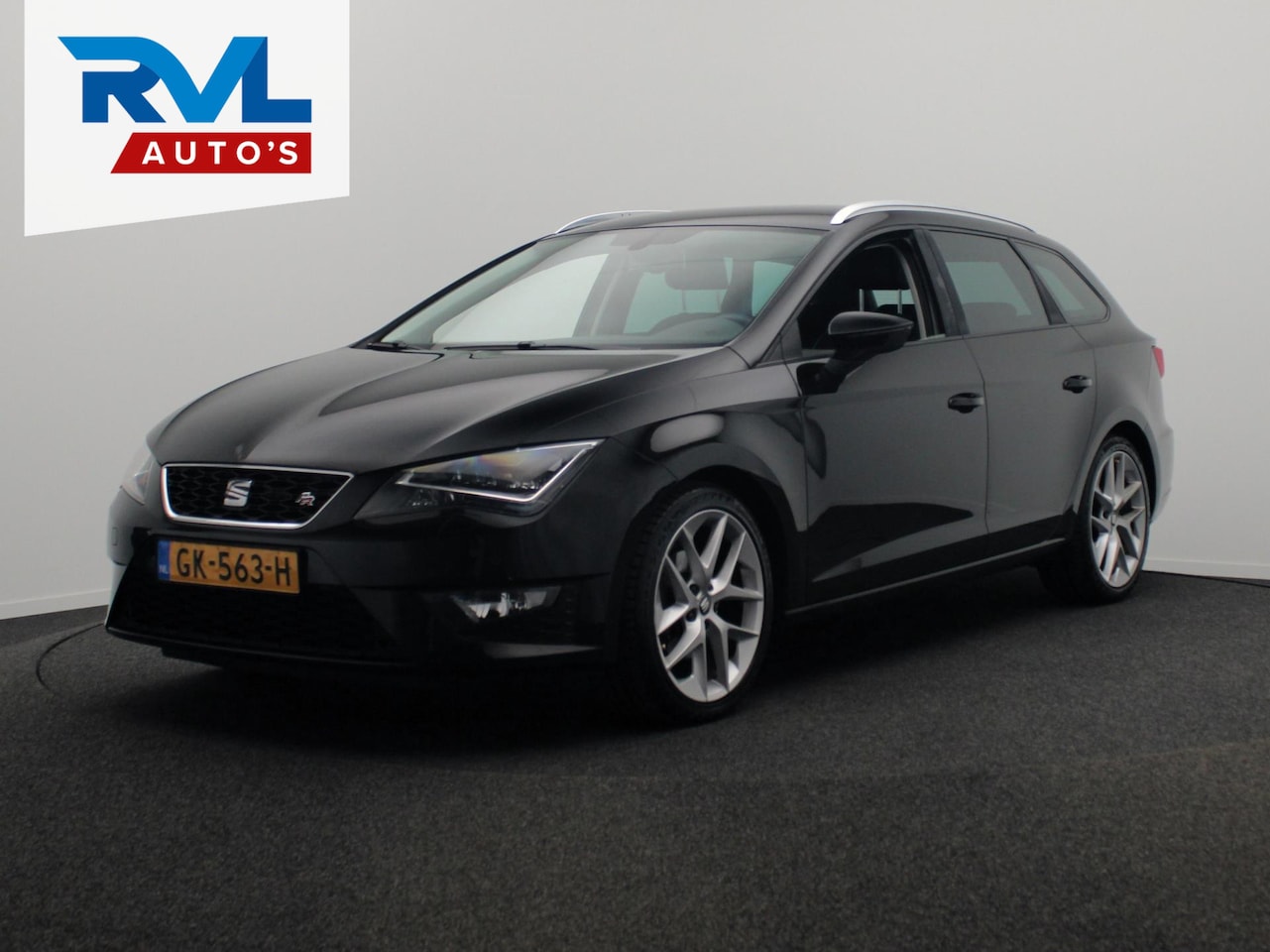 Seat Leon ST - 2.0 TDI FR Dynamic Navigatie Trekhaak Climate-control Cruise * Origineel Nederlands * - AutoWereld.nl