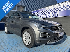 Volkswagen T-Roc - 1.5 TSI ADAP CRUISE PANO-DAK TREKHAAK STOELVERW