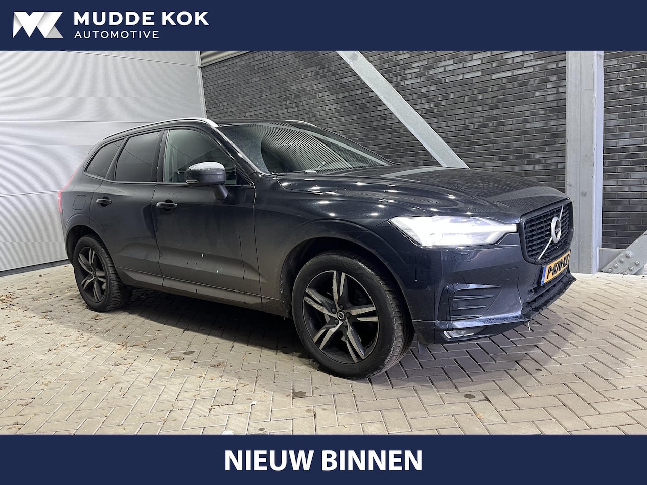 Volvo XC60 - T5 AWD R-Design | ACC | BLIS | Trekhaak | Stoel+Stuurverwarming | 19 Inch | Camera - AutoWereld.nl