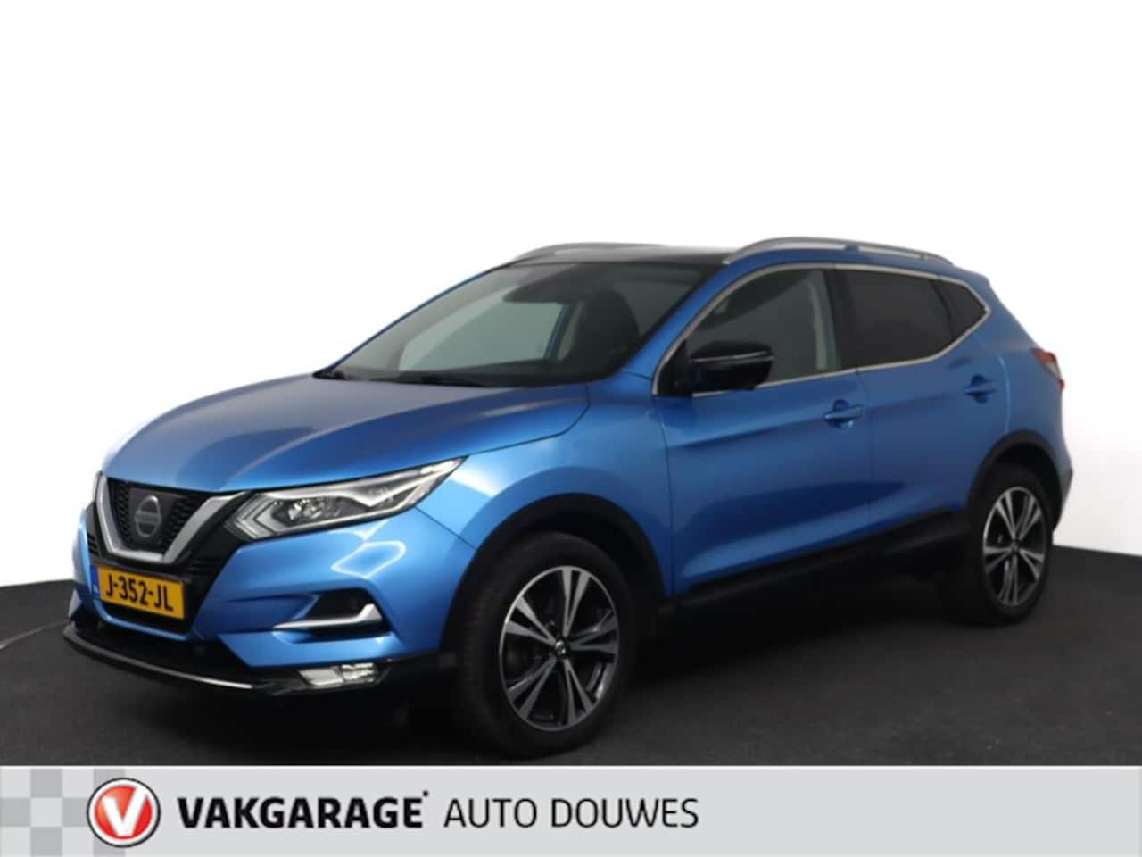 Nissan Qashqai - 1.2 N-Connecta |Automaat |Pano | Trekhaak - AutoWereld.nl