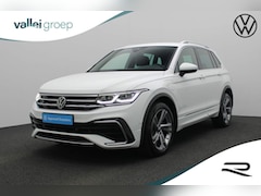 Volkswagen Tiguan - 1.4 TSI 245PK DSG eHybrid R-Line Business | Trekhaak | Camera | Stuur-/stoelverwarming | N