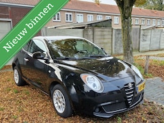 Alfa Romeo MiTo - 1.4 Progression 2012 Zwart Airco/APK/Velgen