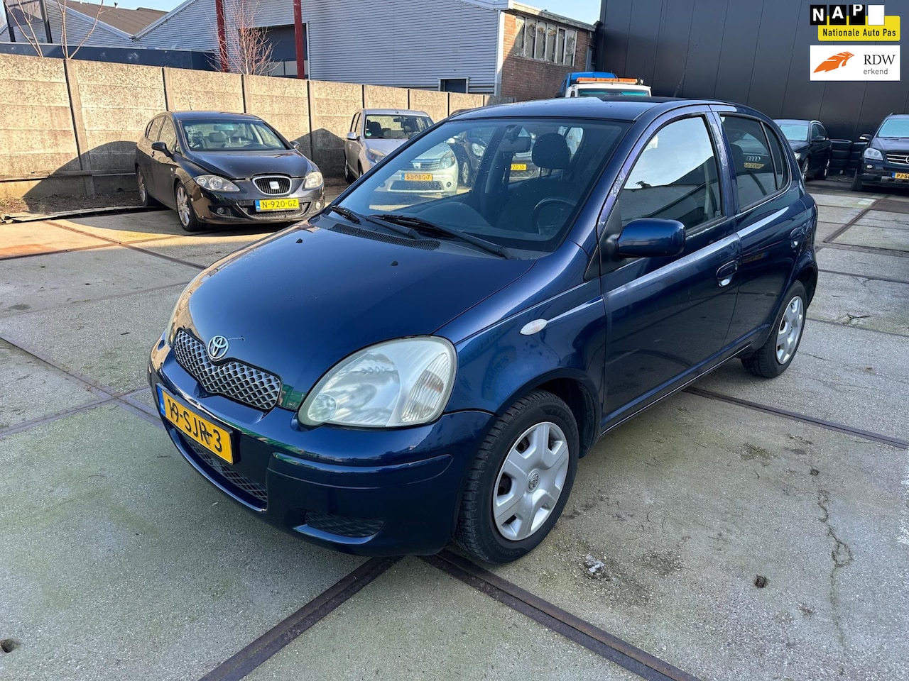 Toyota Yaris - 1.0 VVT-i Terra 1.0 VVT-i Terra - AutoWereld.nl