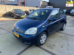 Toyota Yaris - 1.0 VVT-i Terra