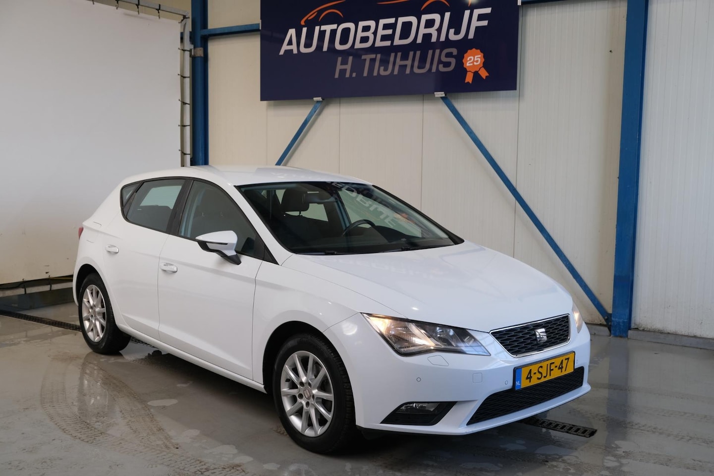 Seat Leon - 1.4 TSI Style - N.A.P. Airco, Cruise, Navi, PDC, Trekhaak. - AutoWereld.nl