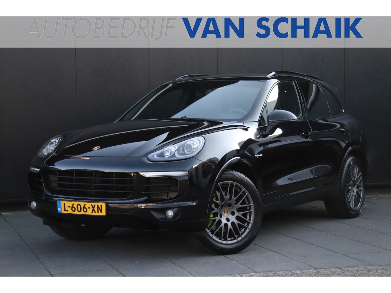 Porsche Cayenne - 3.0 S E-Hybrid PLATINUM EDITION | SPORT-CHRONO | PANO-DAK | LEDER | LUCHTVERING | ELECT. T - AutoWereld.nl