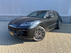 Porsche Cayenne - 3.0 E-HYBRID+Pano NIEUW