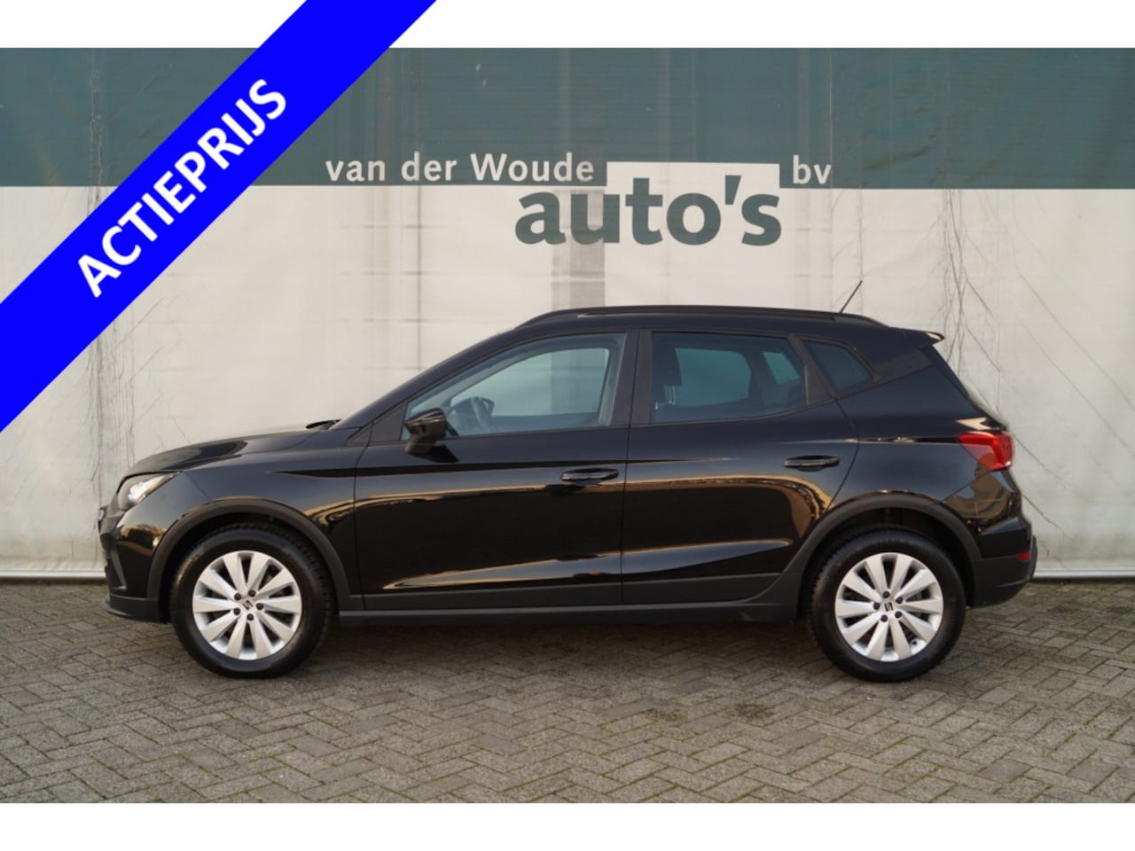 Seat Arona - 1.0 TSI 95pk Style -NAVI-ECC-LED-PDC-DAB- - AutoWereld.nl