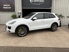 Porsche Cayenne - 3.0 S E-Hybrid