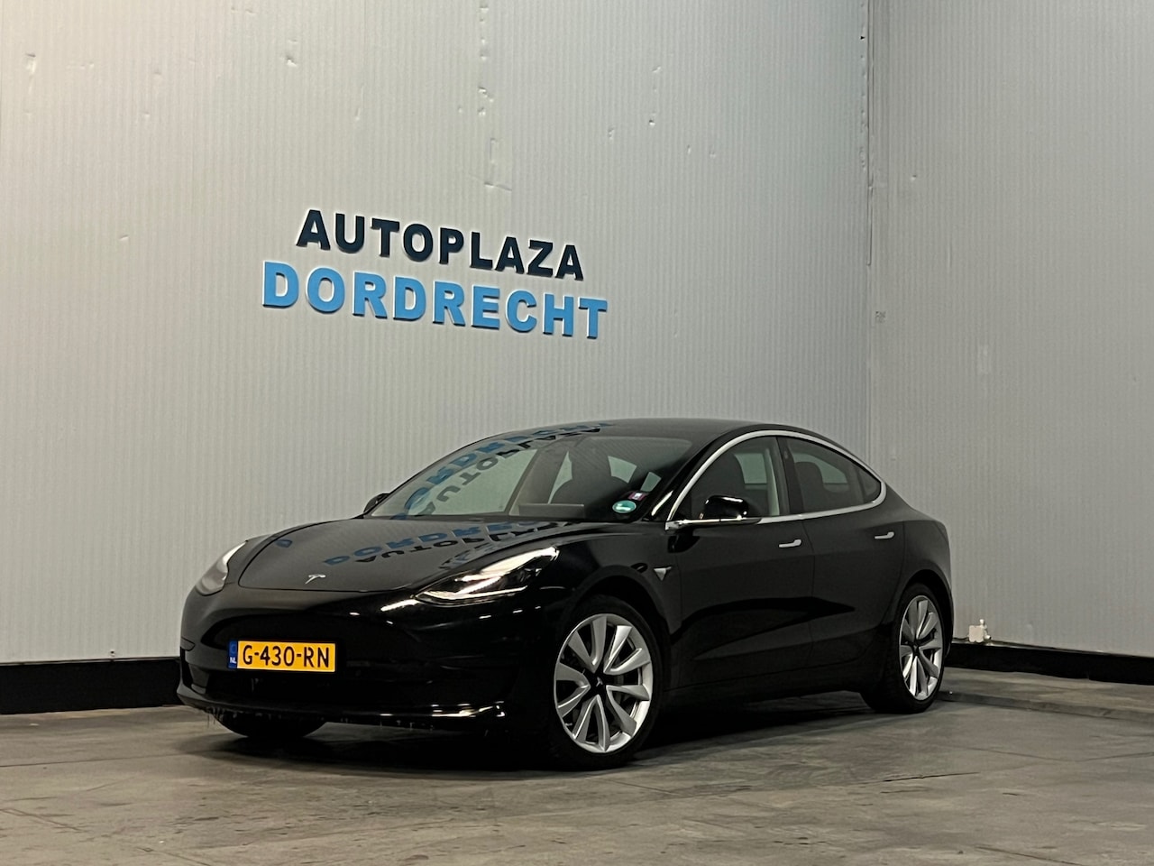 Tesla Model 3 - Standard RWD Plus 60 kWh TREKHAAK - AutoWereld.nl