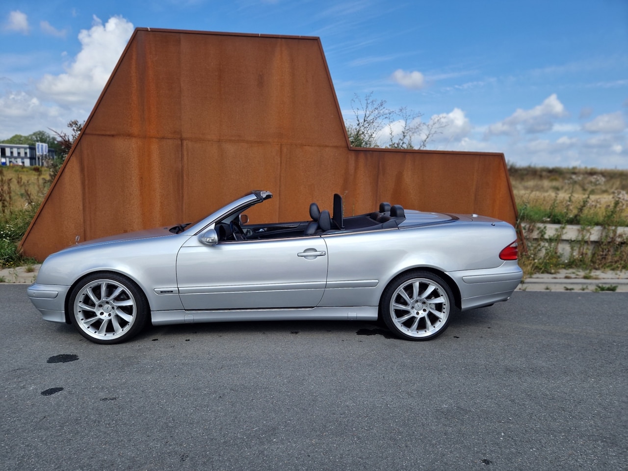 Mercedes-Benz CLK-klasse Cabrio - 430 V8 Avantgarde youngtimer originele staat nieuwe APK en beurt! feestdagen en weekend op - AutoWereld.nl