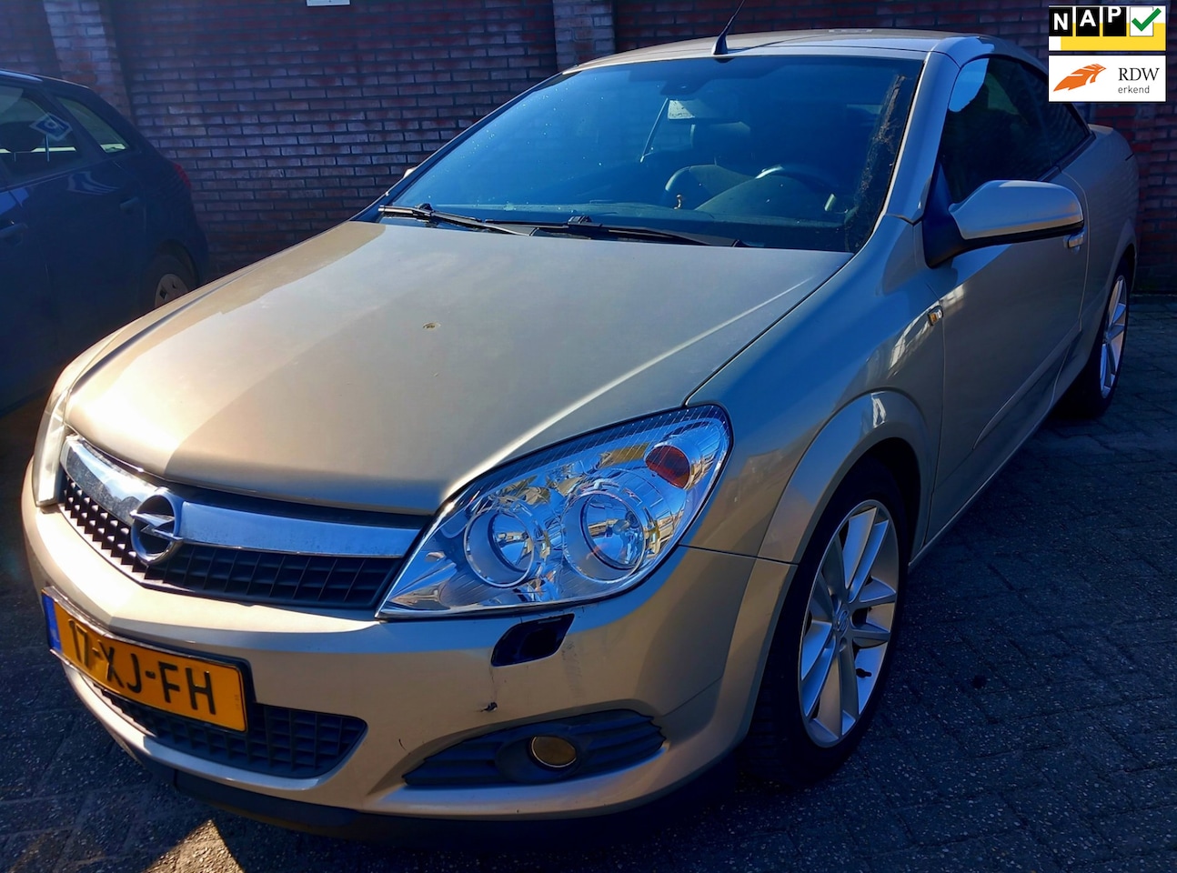 Opel Astra TwinTop - 1.8 Cosmo 1.8 Cosmo - AutoWereld.nl