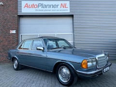 Mercedes-Benz 200-280 (W123) - 280 Schuifdak Nieuwe APK